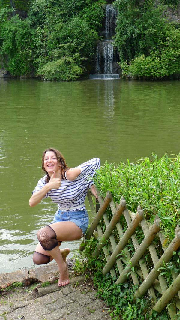 Hitch hike